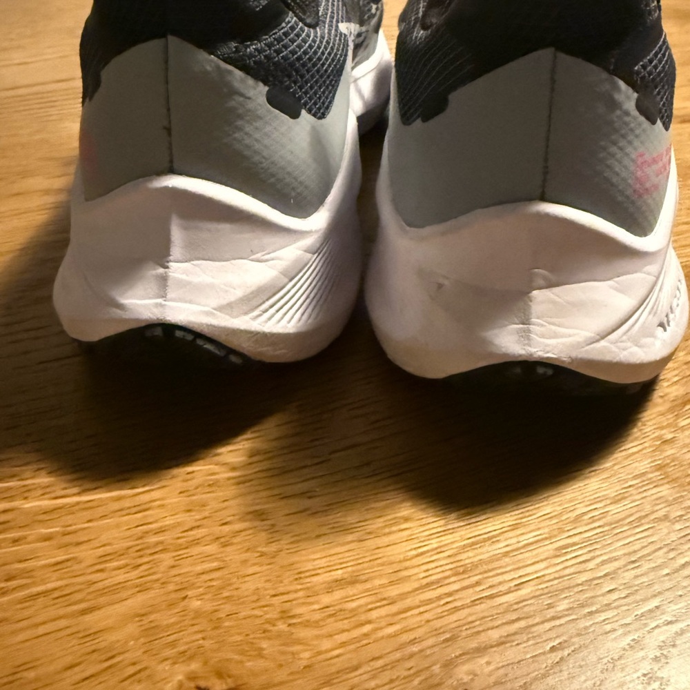 Nike Black and Gray Athletic Sneakers - Picture 3 of 6